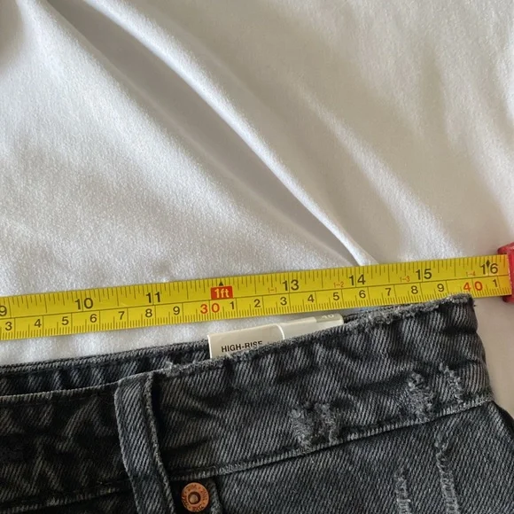 Zara Black Denim Shorts - Picture 8 of 8